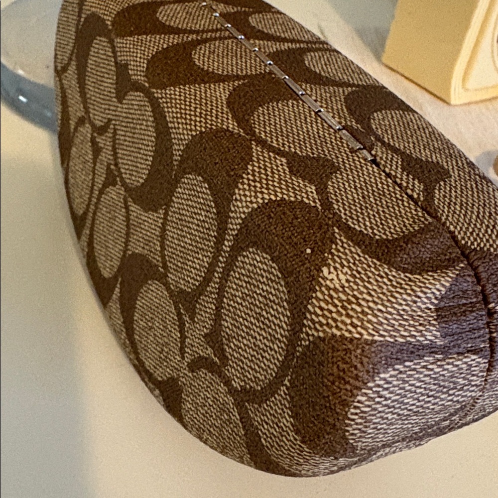 Coach Signature Monogram Brown Sunglasses Case - Picture 3 of 5